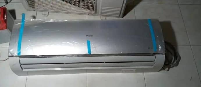 Haier 1.5 ton inverter heat and cool