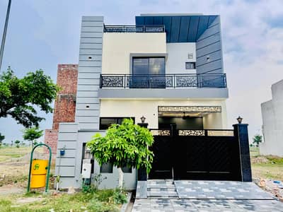 5 MARLA BRAND NEW HOUSE AVAILABLE FOR SALE (AT REASONABLE PRICE) IN ROYAL PALM CITI GUJRANWALA