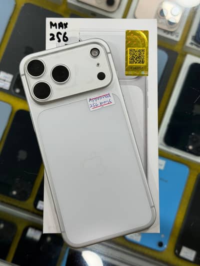 Iphone 17 pro max Official PTA 31 cyclss