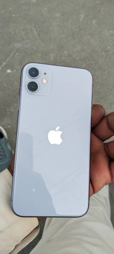I phone 11 for sall