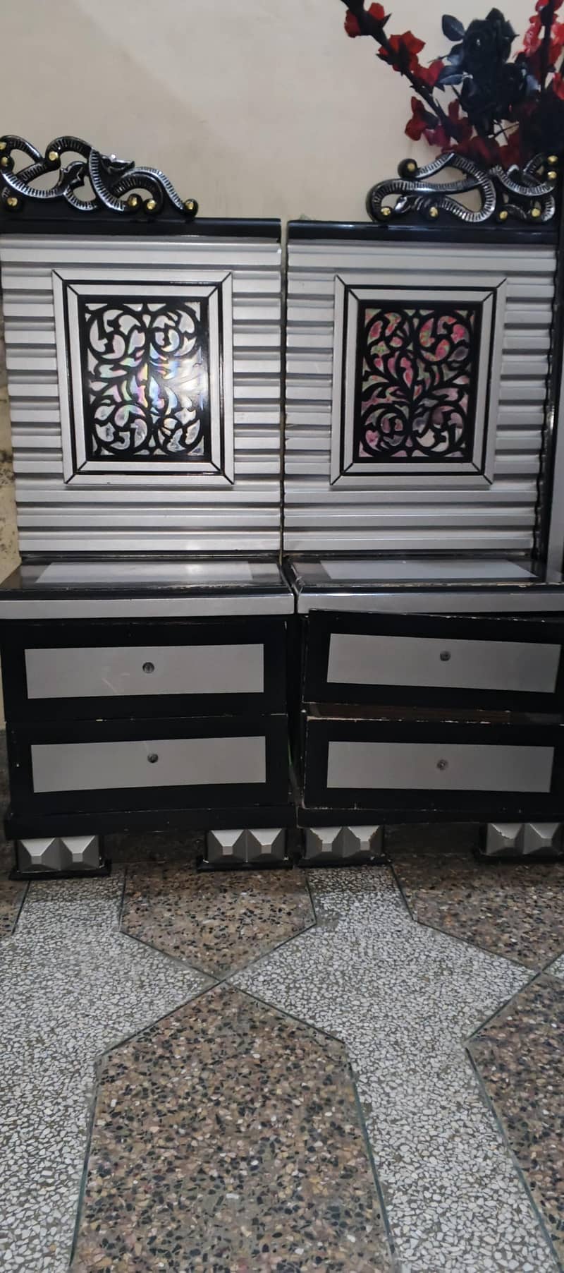 bed set// single bed// double bed//wooden bed// furniture 1