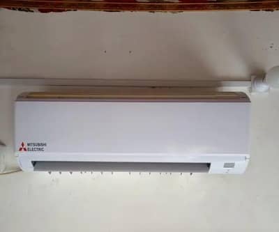 Mitsubishi 1 ton split Ac non inverter just cool