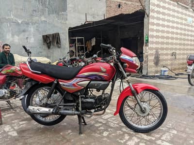 Urgent Sale: Honda Pridor 100cc (2013)