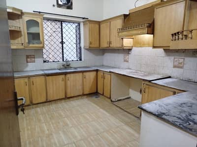 10 marla house available for sale wapda town ph1 block K2
