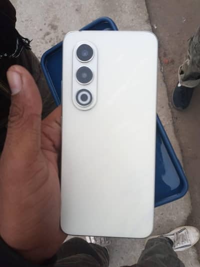 itel s25 6+128 /8 month warranty front finger exchange possible