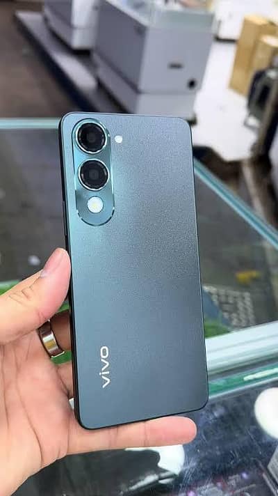vivo y04 4+4 128gb 10/10 condition pta approved