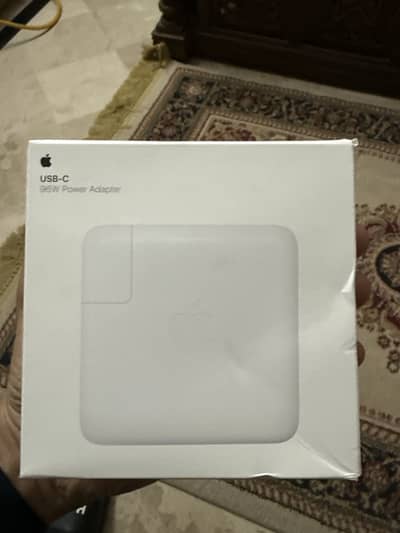 96 w usb -c power adapter