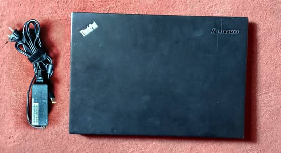 Lenovo ThinkPad X1 Carbon | 14 Inches | Core i7 | 4th Gen | 8GB Ram