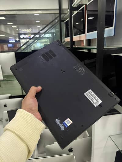 Lenovo ThinkPad X1 Carbon Core i5 10th Gen | 16GB RAM | 256GB SSD