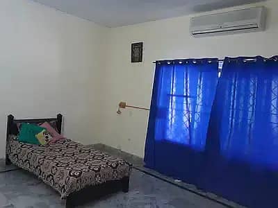 GIRLs HOSTEL NEAR PRADE GROUND METRO STATION BLUE AREA ISLAMABAD