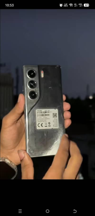 10 day use all ok 10 by 10 condition. full box. 03015892611