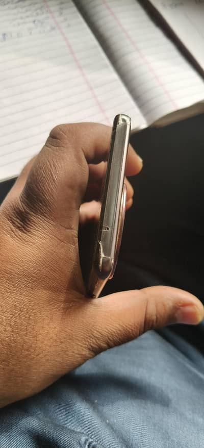 Vivo v30e 10/8.5 condition 8+8 256 gb