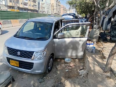 Suzuki Wagon R 2015 Japanese semi hybrid First Owner genuine mileage