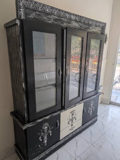 Showcase for bartan and home use etc