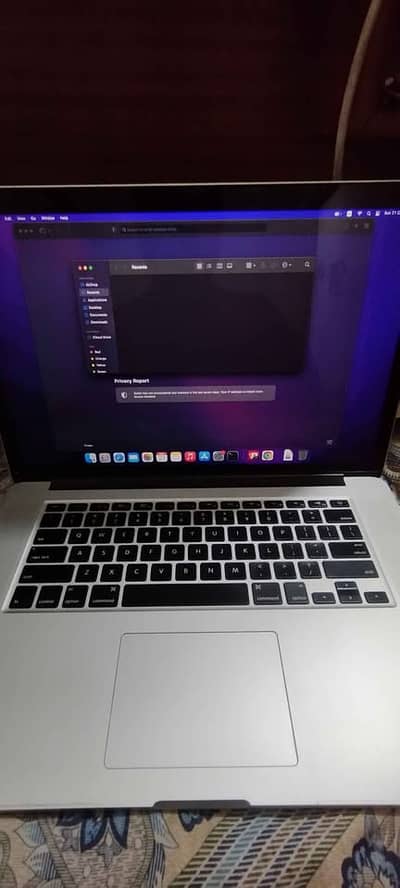 Macbook pro 2015 15'' core i7 16GB 512GB