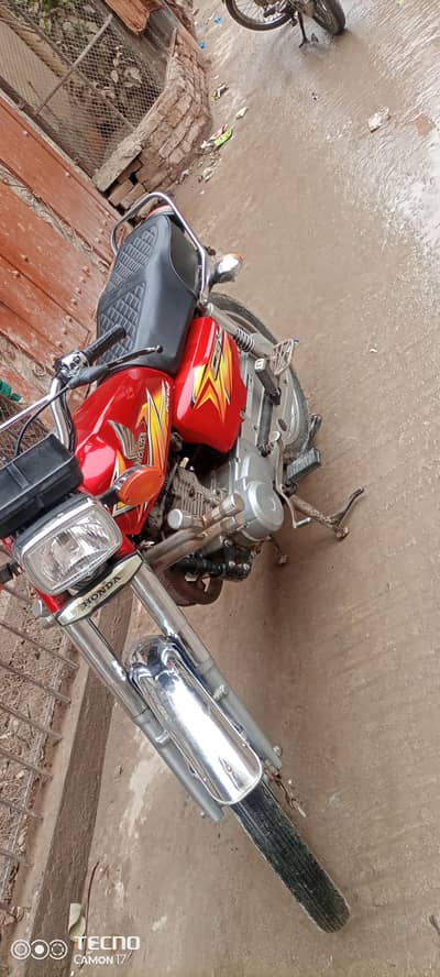 urgent sale 21 model Honda 125