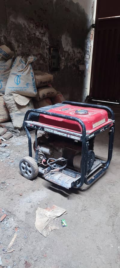 Scnci generator  4000kv