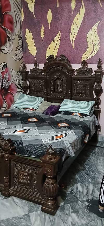 Original Chinioti wooden king bed set