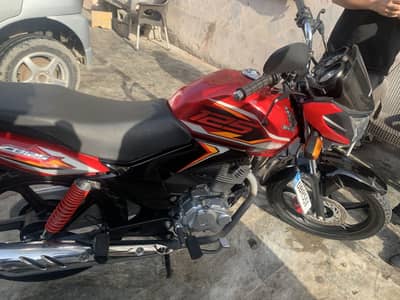 Honda CB 125 |self start |25