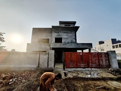 1 Kanal Gray Structure Owner Build House For Sale Hot Location