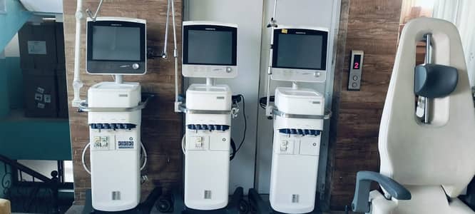 ICU ventilator | Dialysis machine the laces chair complete set