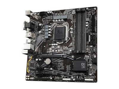 Urgent sell Gigabyte Motherboard B560M DS3H V2 with box