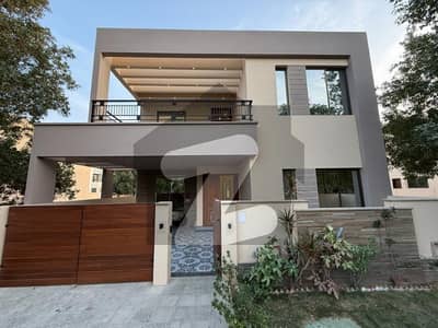Highly-coveted Prime Location 272 Square Yards House Is Available In Bahria Town - Precinct 1 For rent