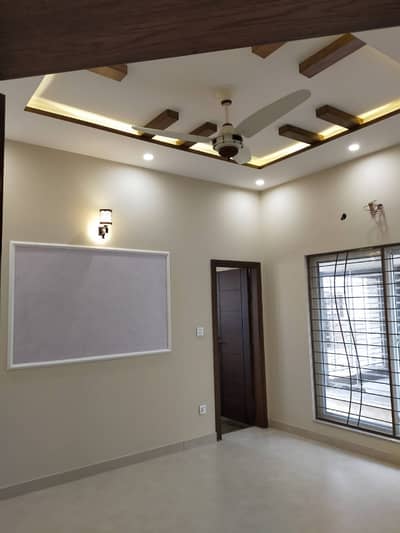 One Bed Luxury Apartment For Rent In Bahria Town Lahore