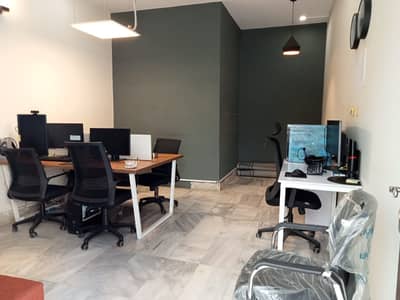 8_10 person independent office With Electricity And Services