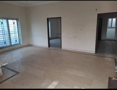 8 Marla Upper Portion For Rent