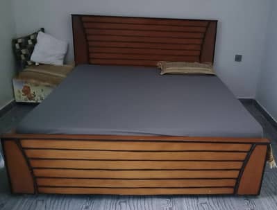 Double bed wooden