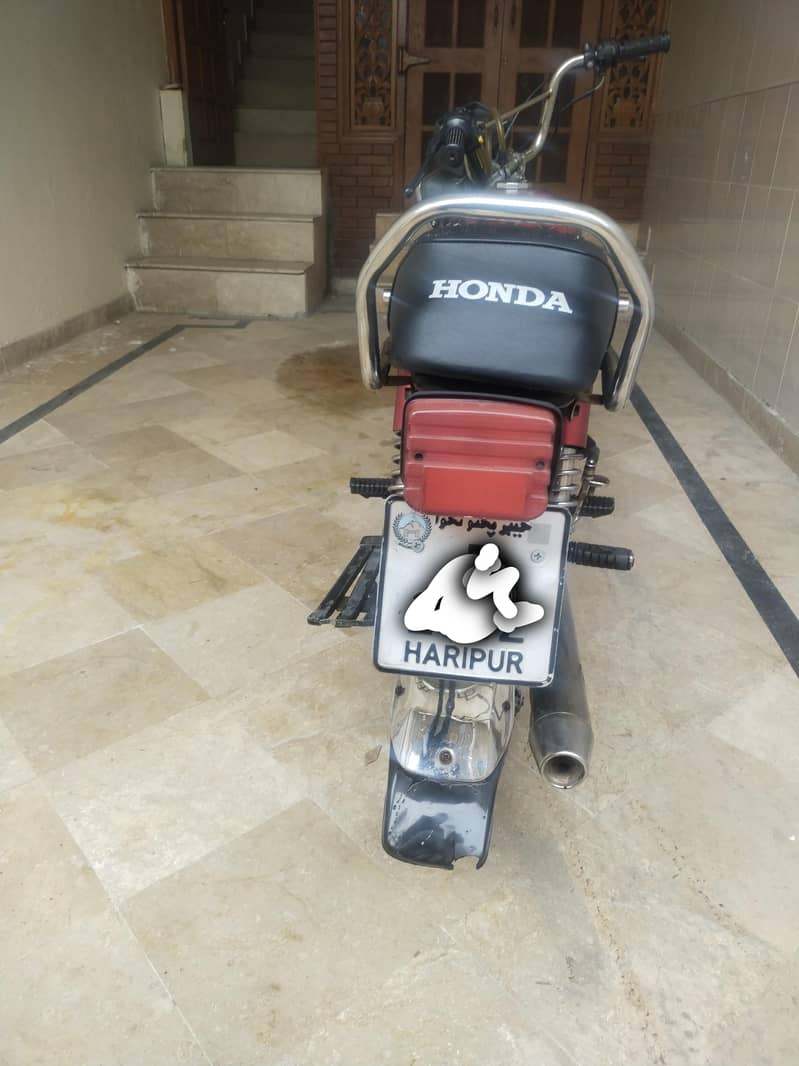 CD 70 Model 2011  9/10 3