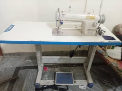 Heavy Duty Industrial Sewing Machine – 3 Month Old | new condition