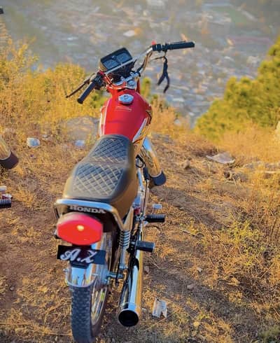 Honda. 125 CG. 25/25