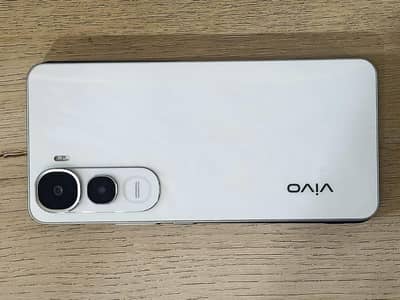 vivo y400 Brand New 8/256 One Month Used White