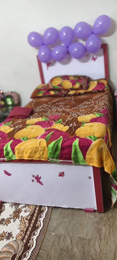 Singal bed set dressing table 2 patt almirah+1 sight table