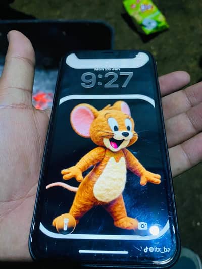 iphone 11 waterproof exchange possible with Samsung or Google pixel