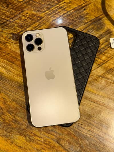 I phone 12 pro non. pta body condition 9.5  water pack