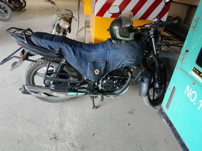 Suzuki GR 150 2025