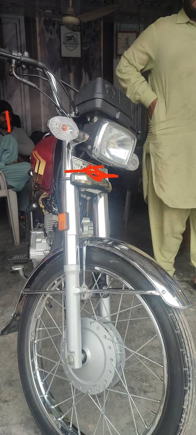 Honda cg 125 special edition gold