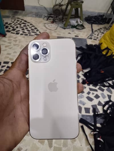 iPhone 12pro WhatsApp 03094091194