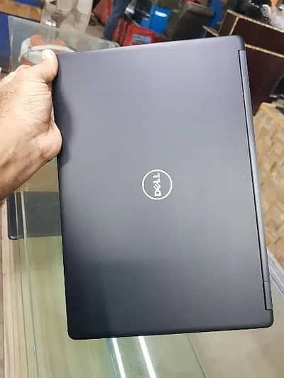 Dell latitude e7480 ultrabook core i5 7th gen 8gb 256GB m. 2 1080p FHD