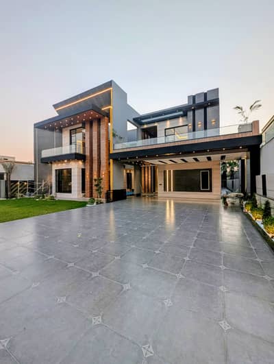 Brand New 2 Kanal Ultra Modern Luxury Villa with Pool & Cinema Valencia Town, Lahore