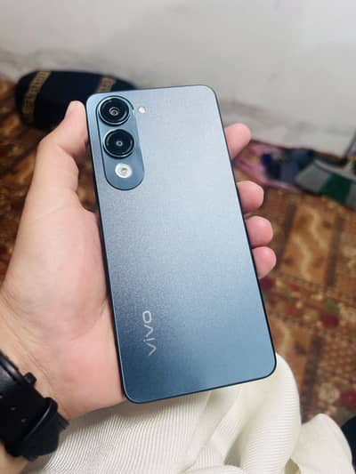 VIVO Y04 BRAND NEW DIMANDING COLOR