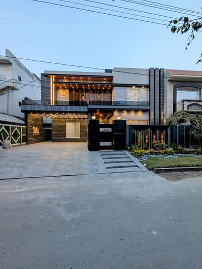 Facing Park 1 Kanal Stylish Supreme Designers Bungalow For Sale 7 beds