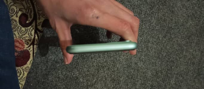 iPhone 11 128GB - Mint Green - Original Box