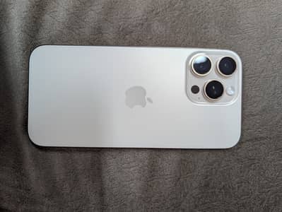 Iphone 16 Pro Max 512 GB battery 98 percent Desert Titanium in Rwp