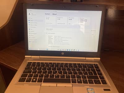 HP EliteBook 8470p | 8GB RAM | 256GB SSD | Good Battery