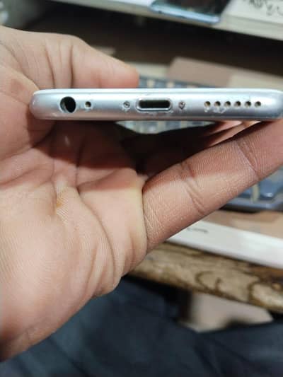 I phone 6s official pta proved