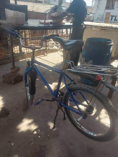 bike cycle new condition all ok serious buyer contact me price 13 hxr